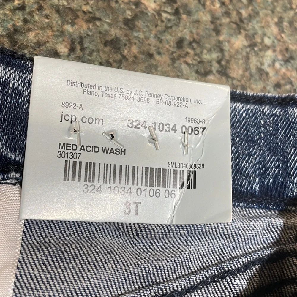Okie Dokie 3T denim jean skirt with pockets and snap closure NEW - Picture 7 of 8